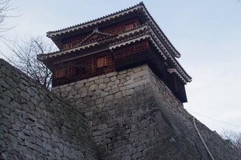 松山城 本丸南側入り口の櫓