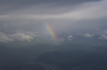 飛行機から黒石市付近 虹