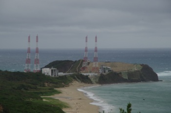 種子島ロケットの丘展望所からロケット発射場