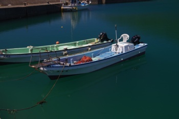 上甑島 西浜漁港 漁船