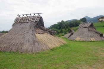 大山町 妻木晩田史跡公園 妻木山地区たて穴住居