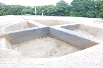 大山町 妻木晩田遺跡発掘体験広場たて穴住居