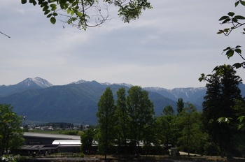 安曇野市大王わさび農場 常念岳