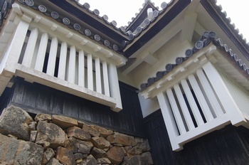 備中松山城 天守石落とし