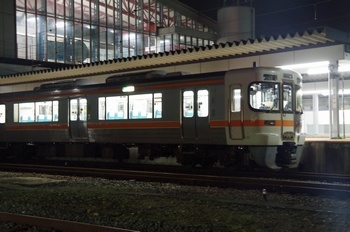 豊川駅 飯田線列車
