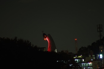 赤信号の太陽の塔