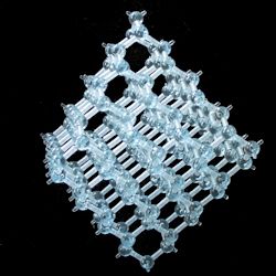 ダイヤモンド結晶構造模型