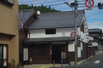 ��F�� �F�ɏ��R������